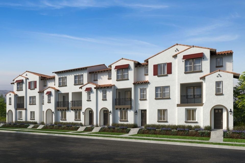 Residential roofing services for Anaheim homeowners